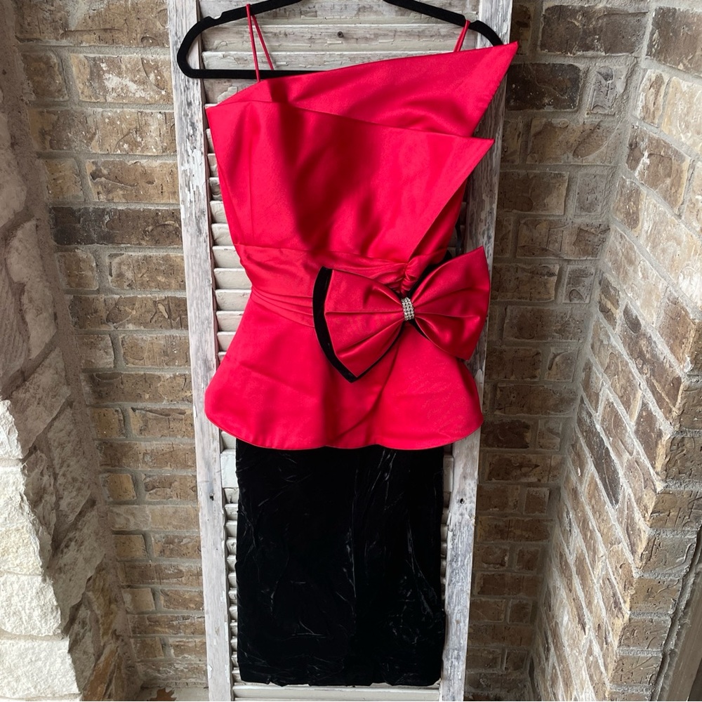 Pantagis Dress Red Satin Top Black Velvet Skirt 80s Vintage Sz 5/6 USA Made.